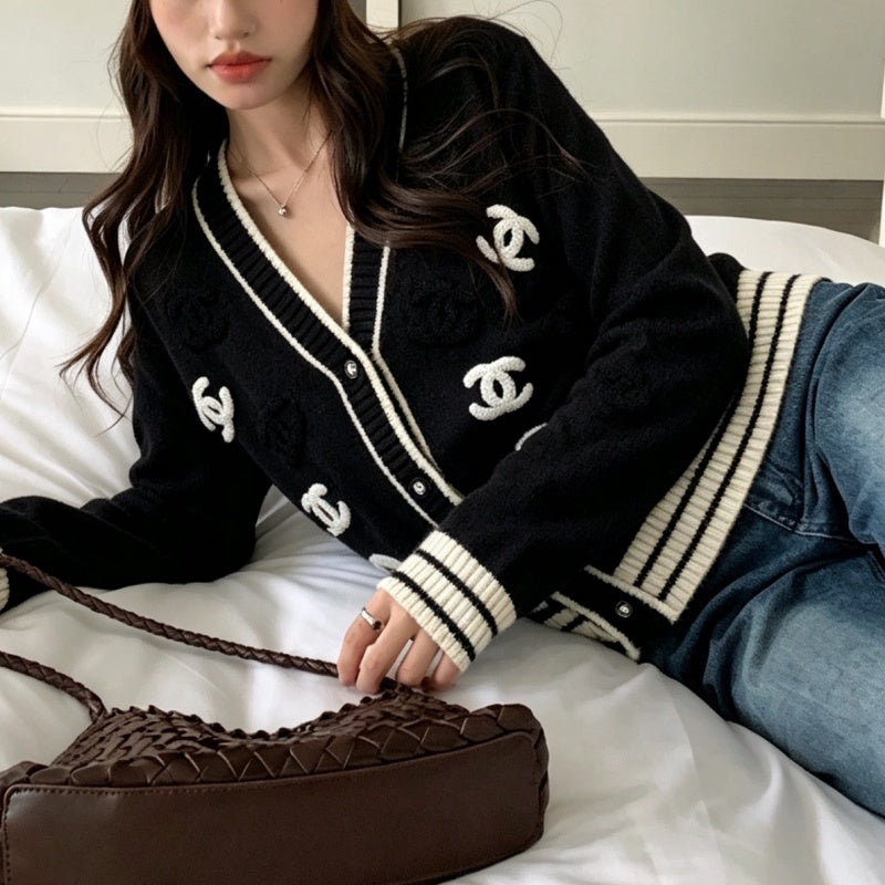 New Fashion Women CC Contrast V-Neck Knit Cardigan DM1326091422
